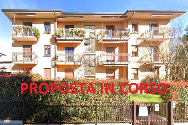 appartamento in vendita a Lesmo in zona California