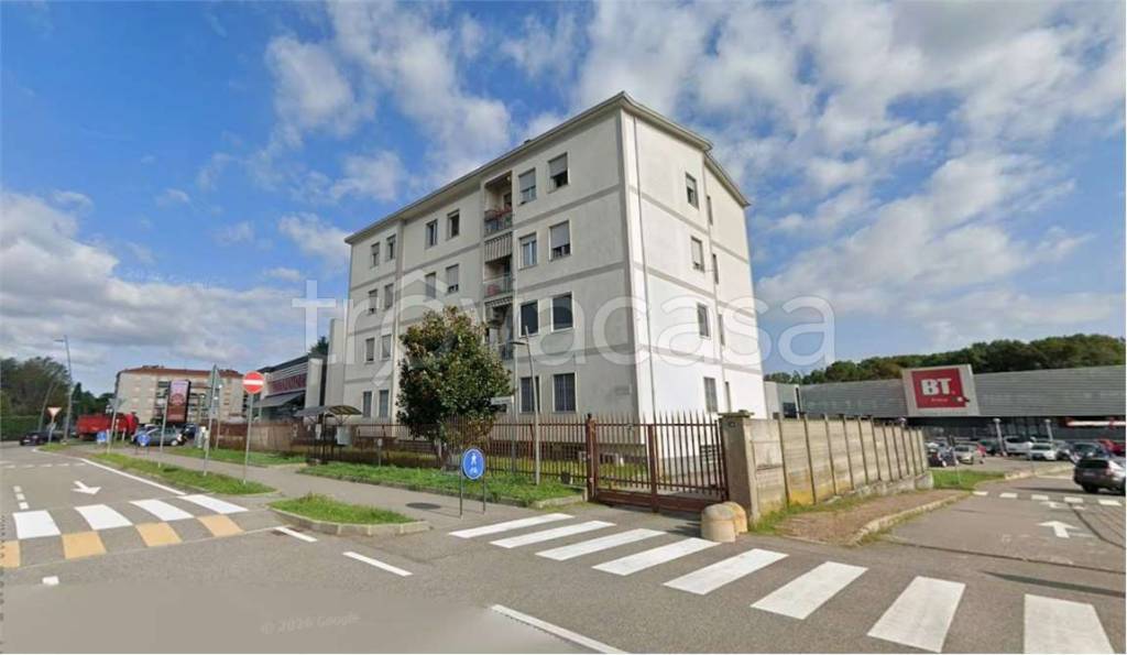 appartamento in vendita a Lesmo in zona Peregallo.