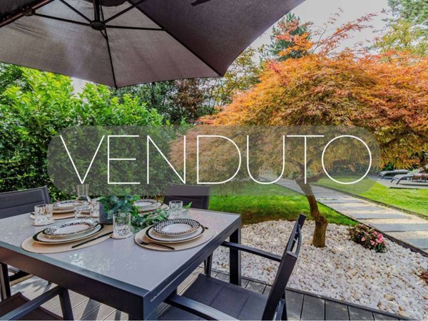 appartamento in vendita a Lesmo in zona California