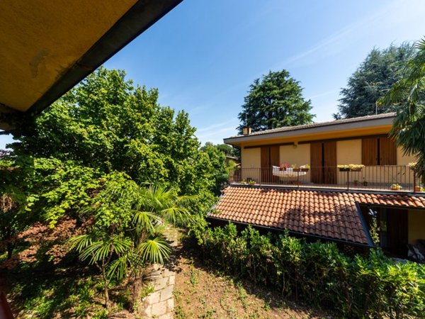 casa indipendente in vendita a Lesmo