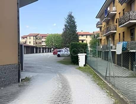 monolocale in vendita a Lesmo in zona Peregallo.
