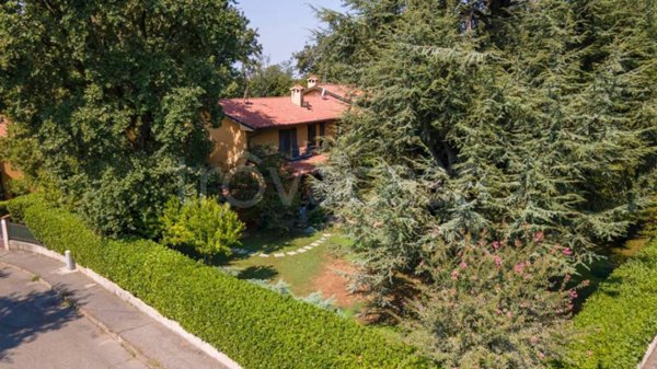 casa indipendente in vendita a Lesmo