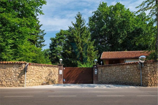 casa indipendente in vendita a Lesmo in zona California