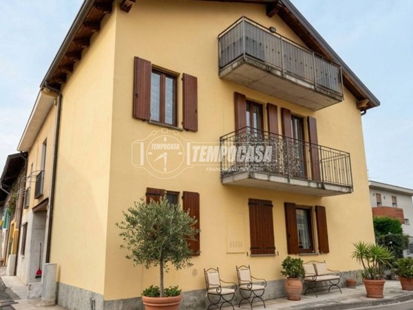 appartamento in vendita a Lesmo