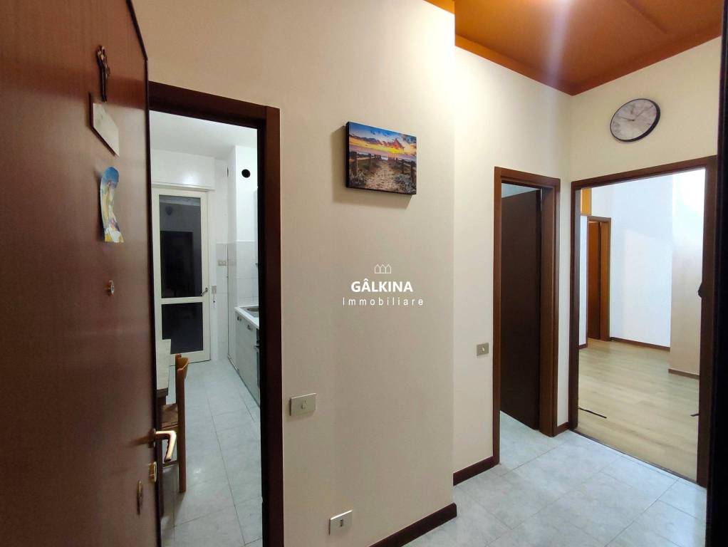 appartamento in vendita a Limbiate in zona Pinzano