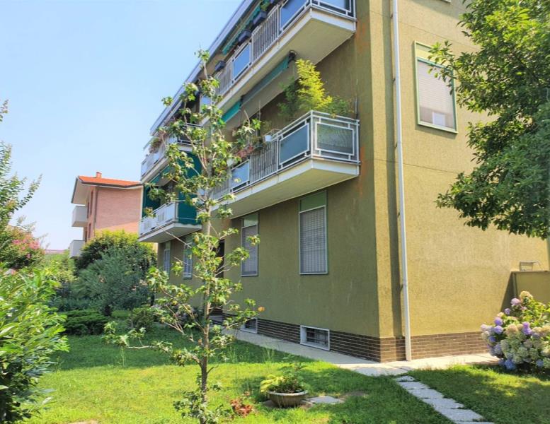 appartamento in vendita a Limbiate