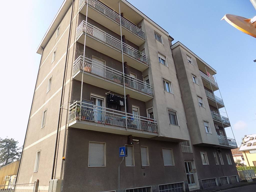 appartamento in vendita a Limbiate