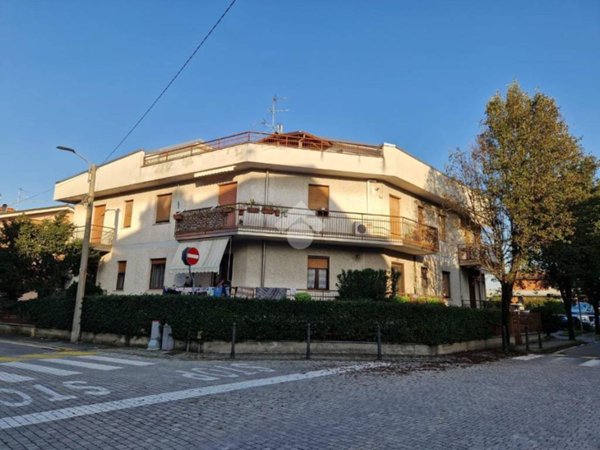 appartamento in vendita a Limbiate