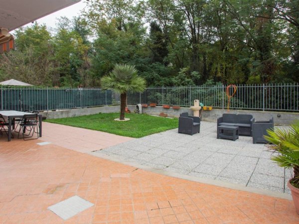 appartamento in vendita a Limbiate in zona Villaggio del Sole