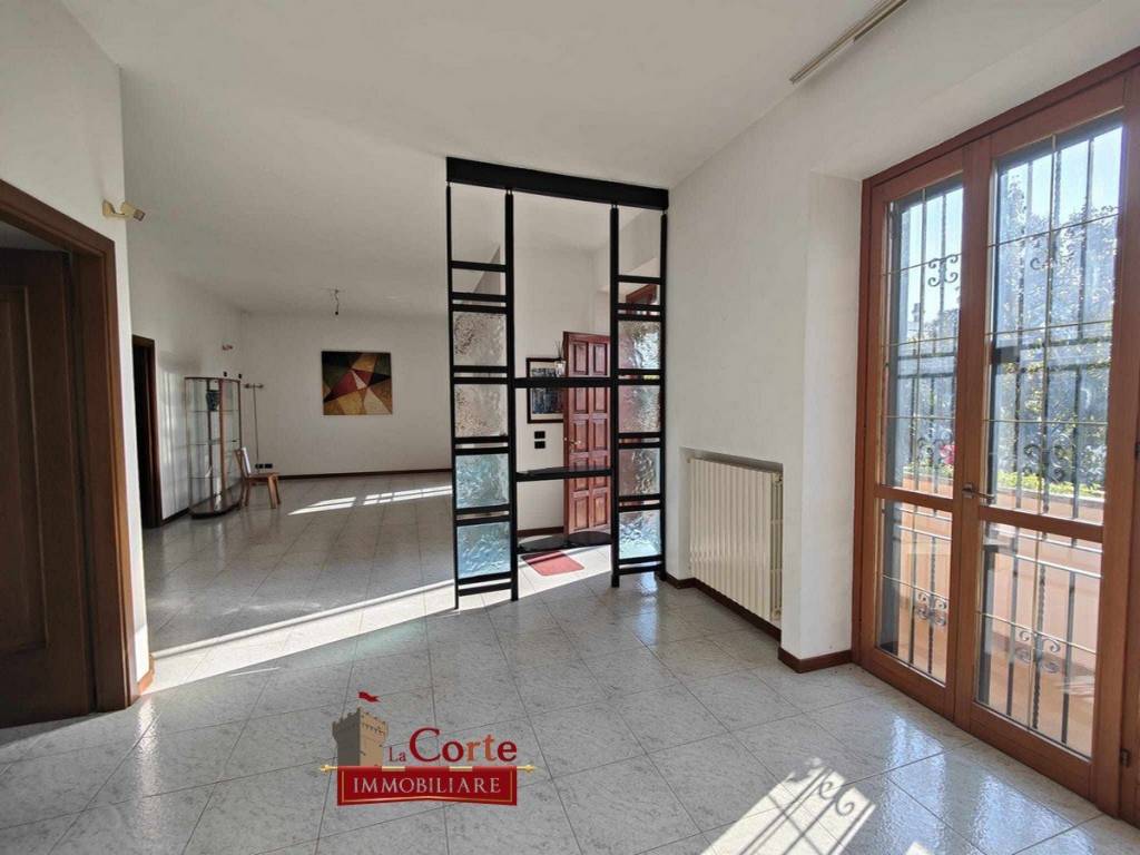 casa indipendente in vendita a Limbiate