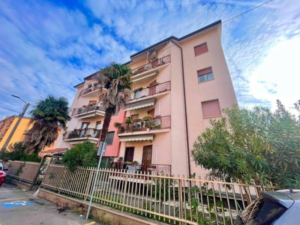 appartamento in vendita a Limbiate