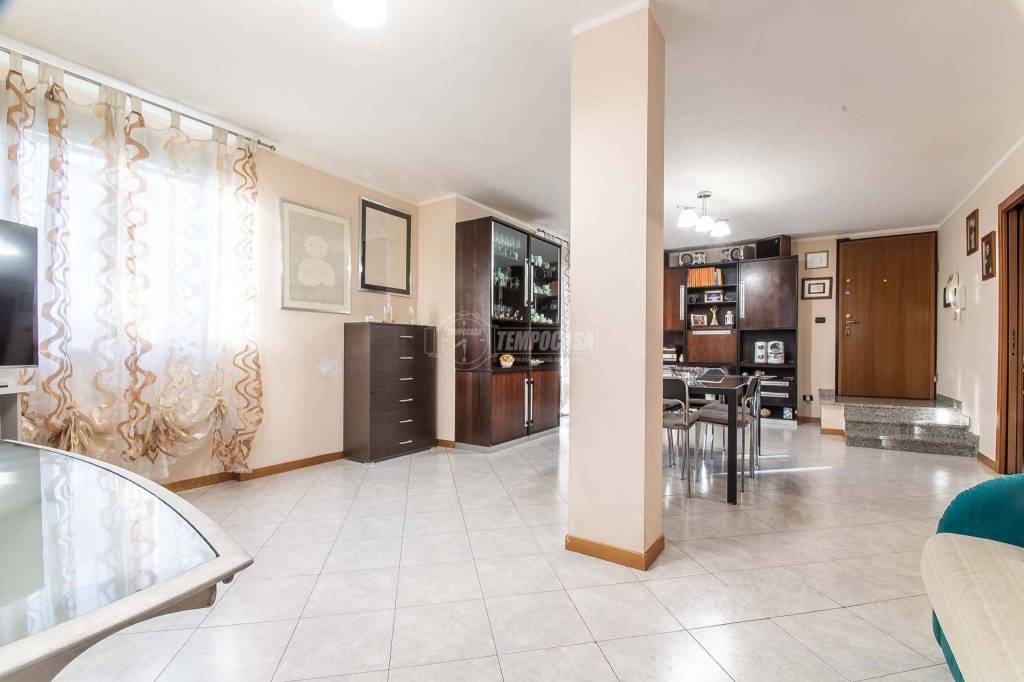 appartamento in vendita a Limbiate