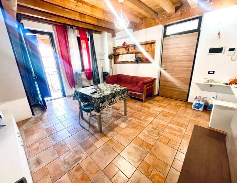 casa indipendente in vendita a Limbiate