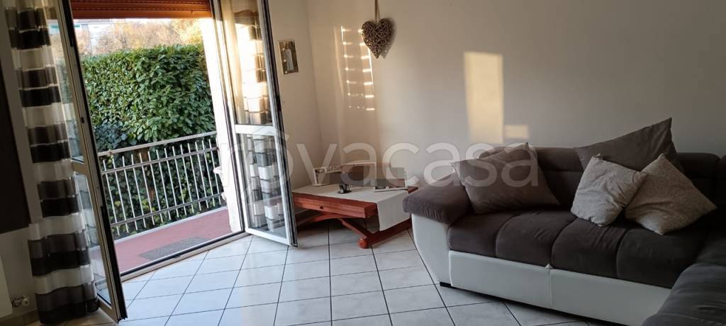 appartamento in vendita a Limbiate