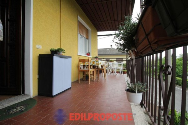 appartamento in vendita a Limbiate in zona Villaggio del Sole