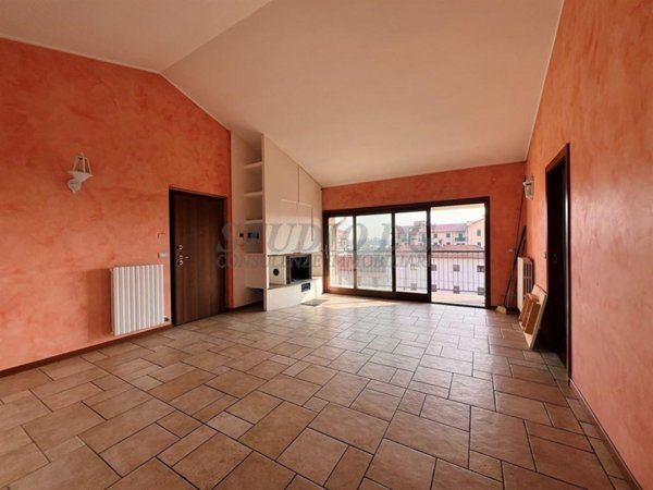 appartamento in vendita a Limbiate
