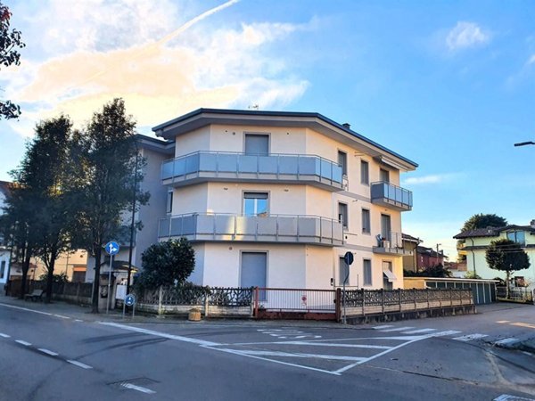 appartamento in vendita a Limbiate