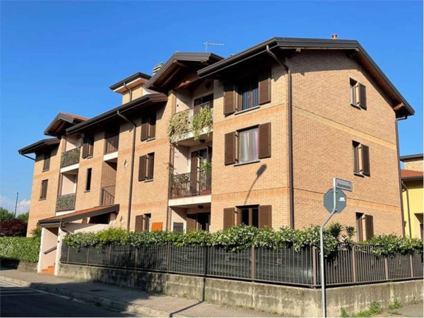 appartamento in vendita a Limbiate