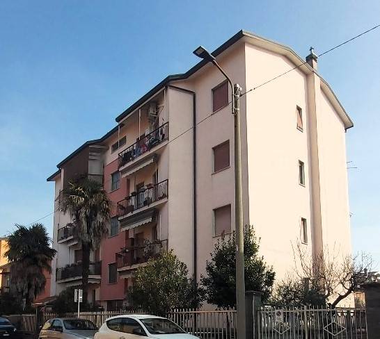 appartamento in vendita a Limbiate