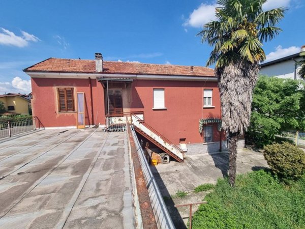 casa indipendente in vendita a Limbiate