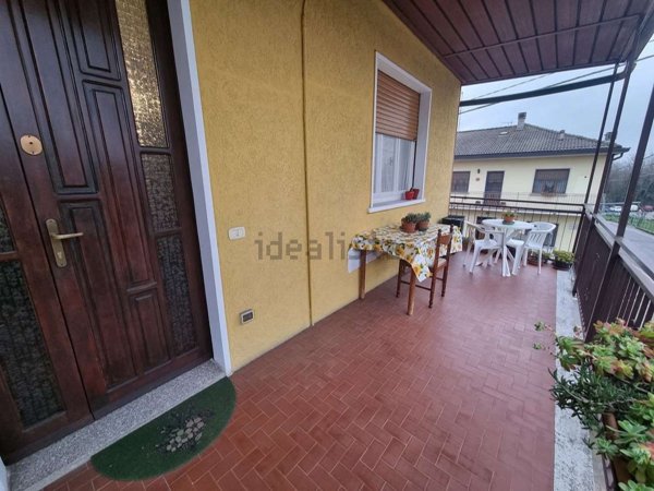 appartamento in vendita a Limbiate in zona Villaggio del Sole