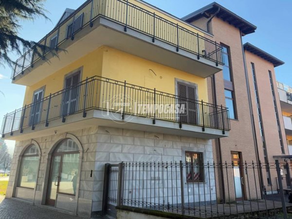 appartamento in vendita a Limbiate