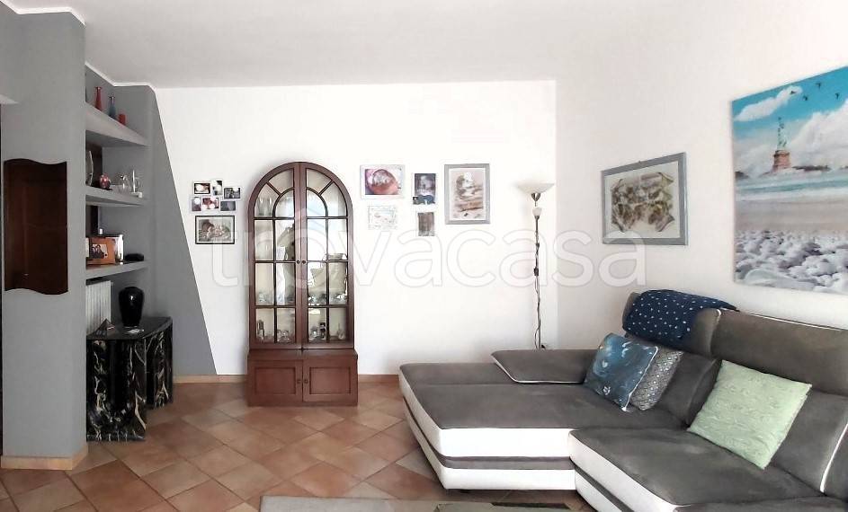 appartamento in vendita a Limbiate