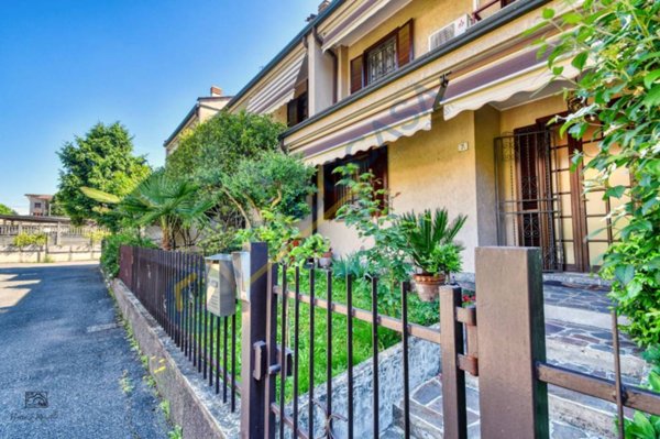 casa indipendente in vendita a Limbiate