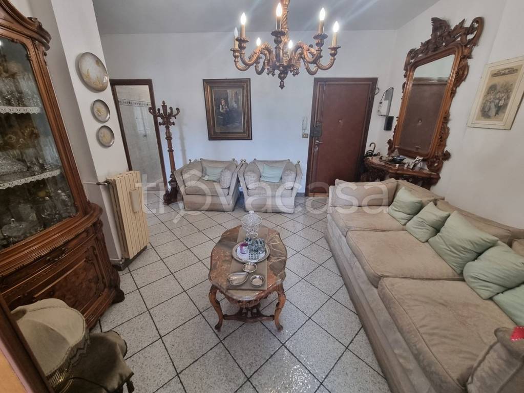 appartamento in vendita a Limbiate
