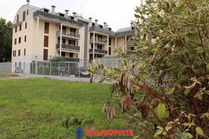 appartamento in vendita a Limbiate