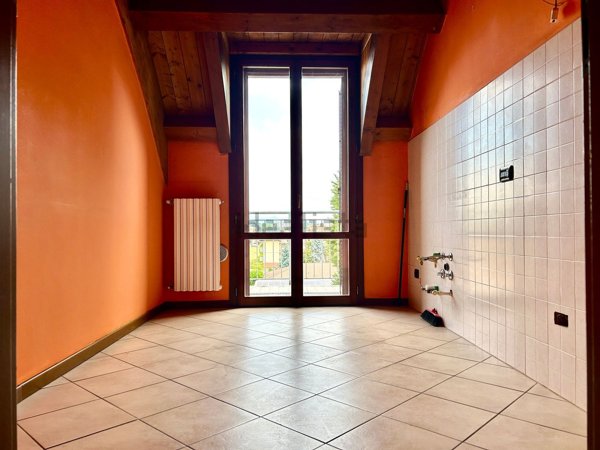 appartamento in vendita a Limbiate