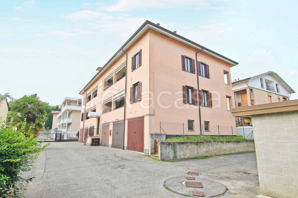 appartamento in vendita a Limbiate