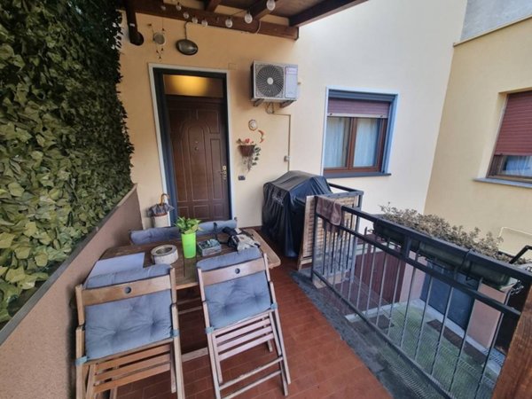 casa indipendente in vendita a Limbiate in zona Villaggio del Sole