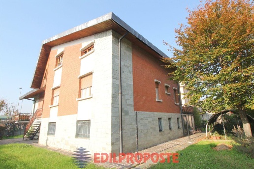 casa indipendente in vendita a Limbiate