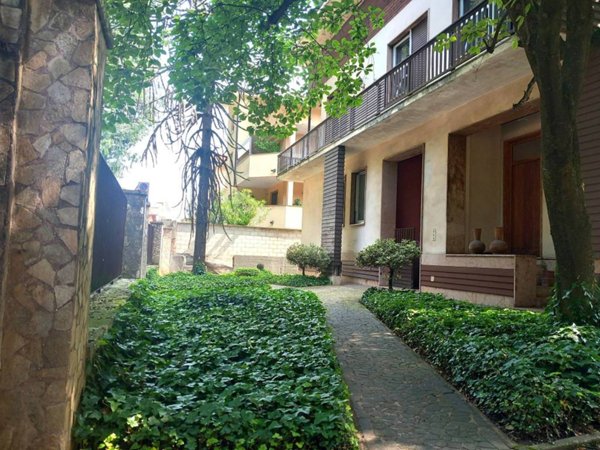 casa indipendente in vendita a Limbiate