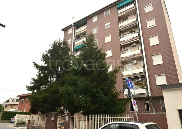 appartamento in vendita a Limbiate