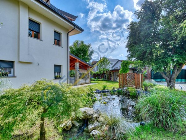 casa indipendente in vendita a Limbiate