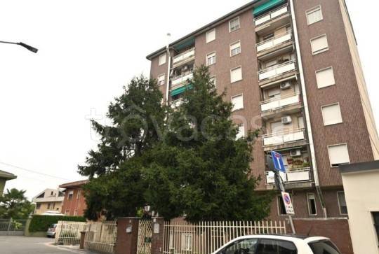 appartamento in vendita a Limbiate