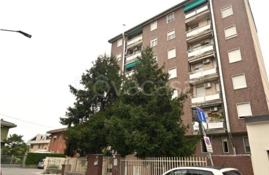 appartamento in vendita a Limbiate