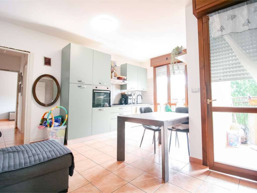 appartamento in vendita a Limbiate