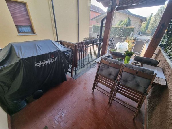 appartamento in vendita a Limbiate in zona Villaggio del Sole
