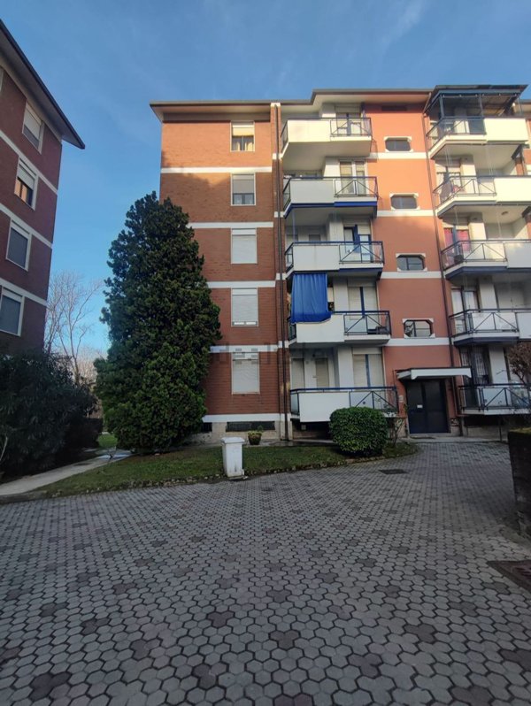 appartamento in vendita a Limbiate