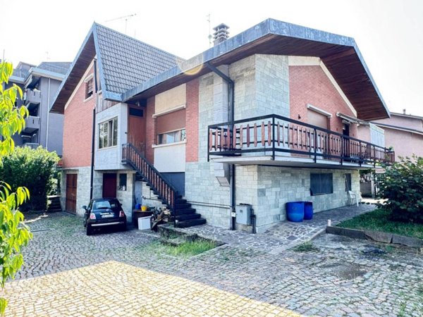 casa indipendente in vendita a Limbiate