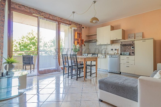 appartamento in vendita a Limbiate