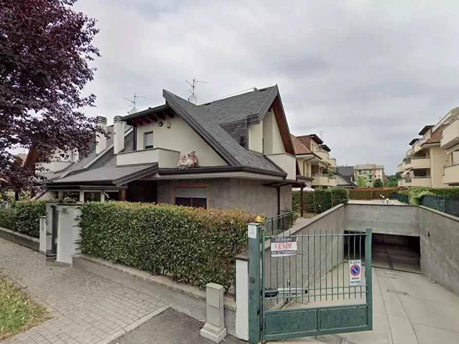 casa indipendente in vendita a Limbiate