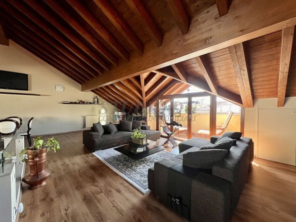 appartamento in vendita a Limbiate