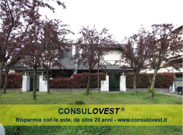casa indipendente in vendita a Limbiate