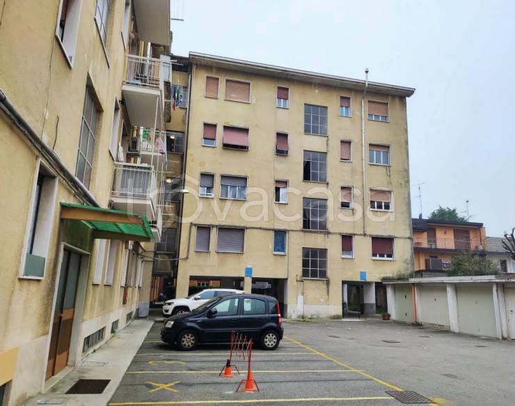 appartamento in vendita a Limbiate