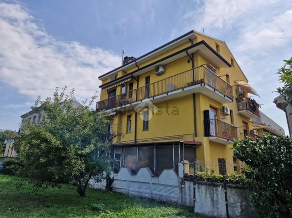appartamento in vendita a Limbiate