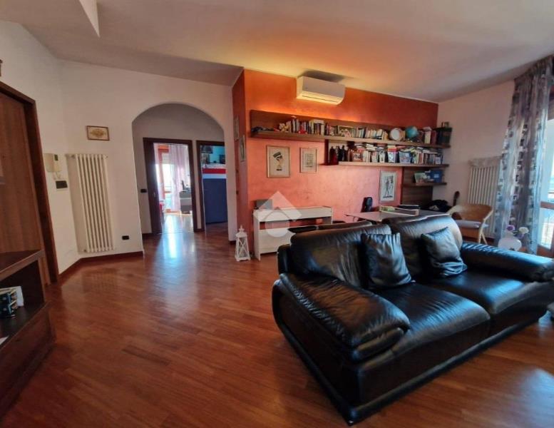 appartamento in vendita a Limbiate